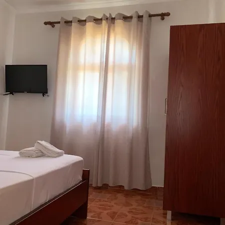 Hillside كساميل