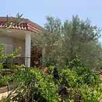 Πανσιόν Hillside