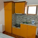 Πανσιόν Hillside 3*